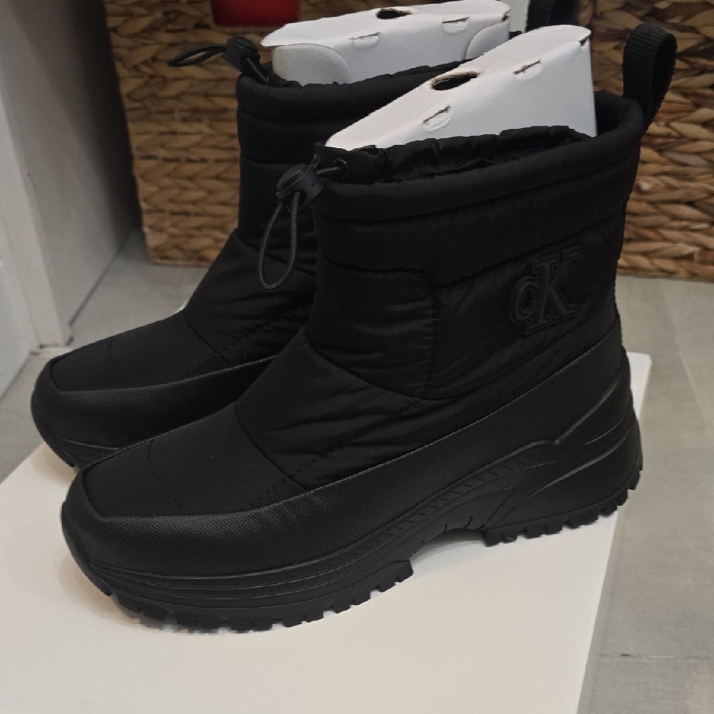Calvin Klein Women's Black Puffer Winter Boots